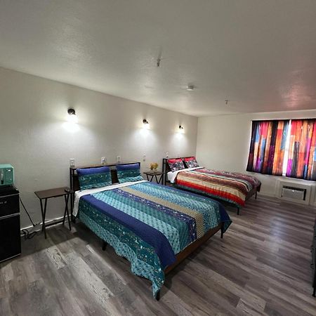 La Unica Hotel Austin Exterior photo